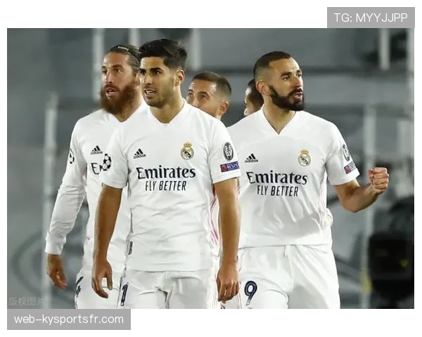 本泽马高位逼抢如何撕开防线并驱动关键战连胜？